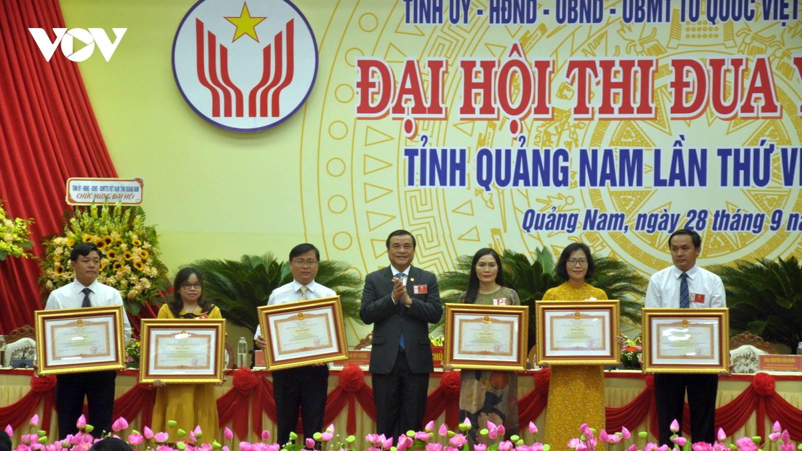 Quảng Nam: Cán bộ, đảng viên cần gương mẫu trong các phong trào thi đua